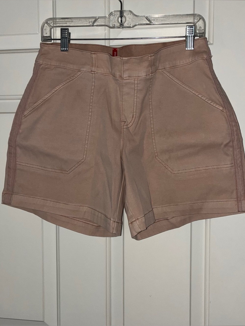 Spanx Women's Pink pull on shorts Sz M - Picture 3 of 11